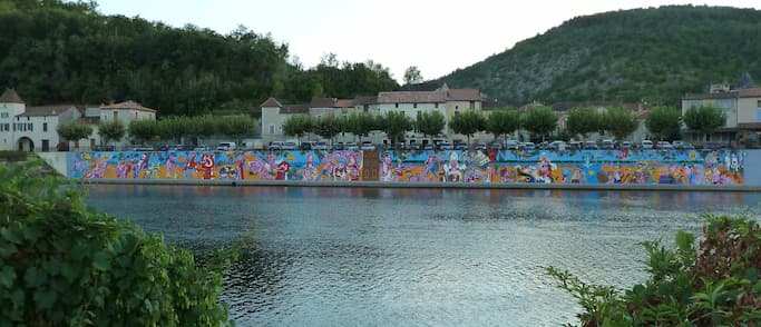 Le Mur 2 Douelle, fresque monumentale de Didier Chamizo.